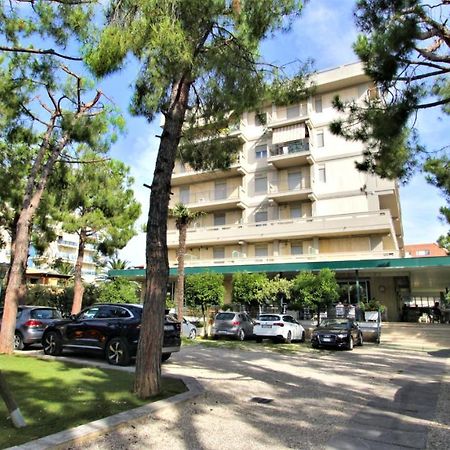 Hotel Pineta San Benedetto del Tronto Ngoại thất bức ảnh