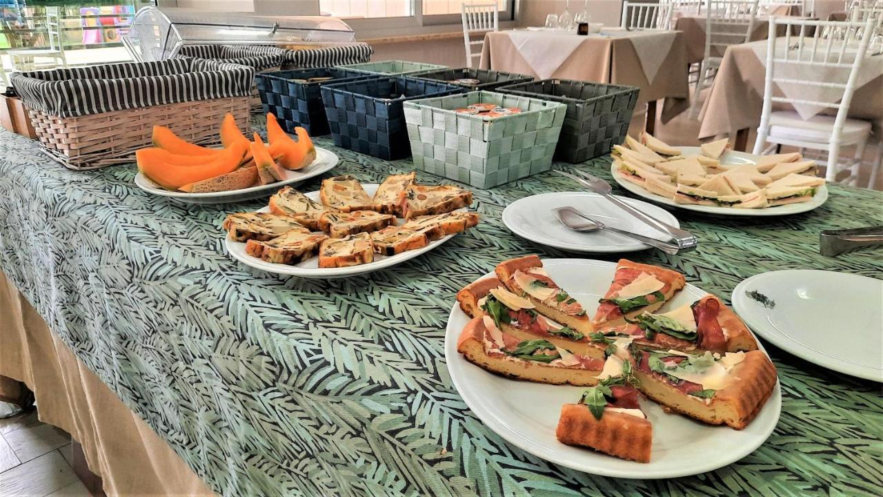 Hotel Pineta San Benedetto del Tronto Ngoại thất bức ảnh