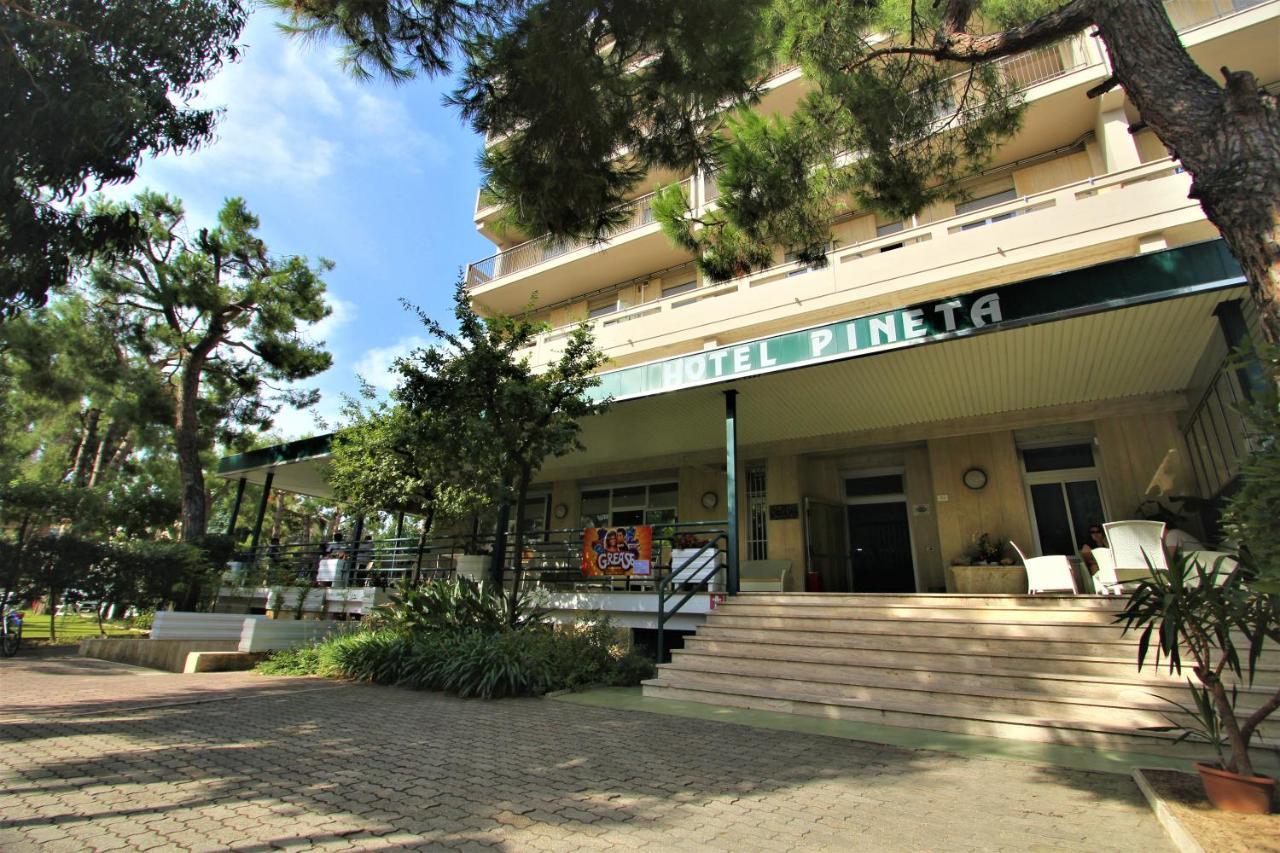 Hotel Pineta San Benedetto del Tronto Ngoại thất bức ảnh