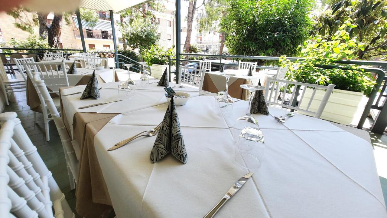 Hotel Pineta San Benedetto del Tronto Ngoại thất bức ảnh
