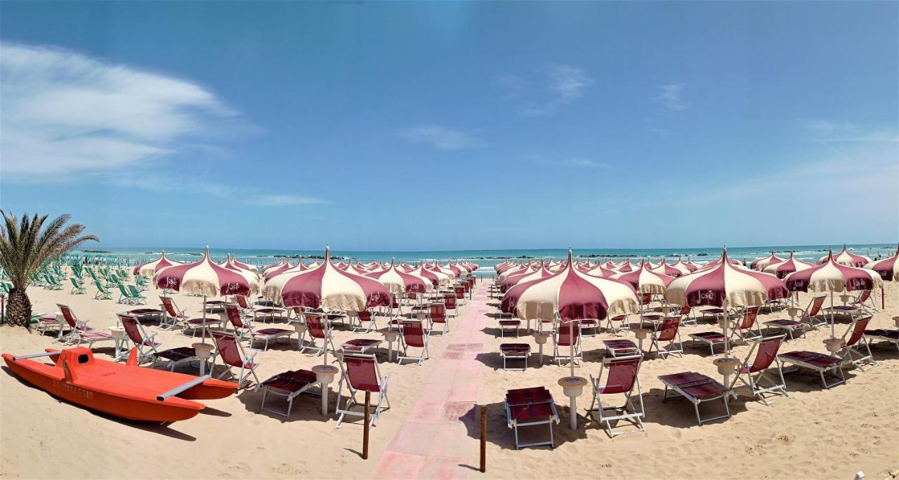 Hotel Pineta San Benedetto del Tronto Ngoại thất bức ảnh