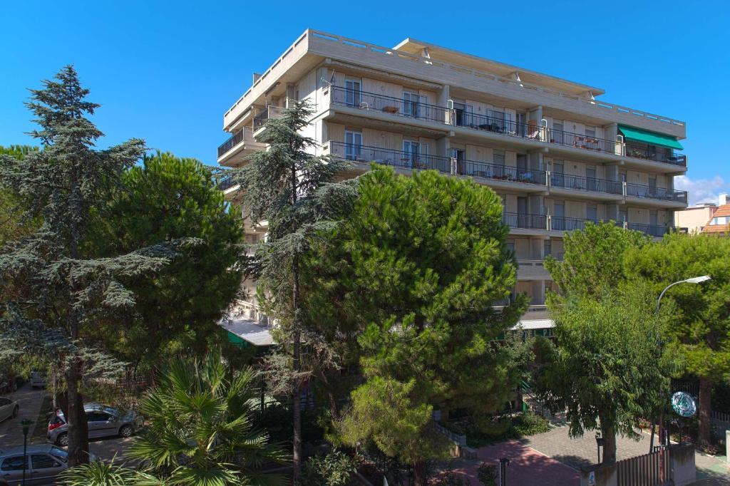 Hotel Pineta San Benedetto del Tronto Ngoại thất bức ảnh